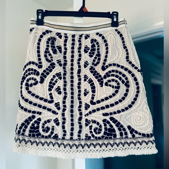 NWT Anthropologie Maeve Cary’s Embroidered Mini Skirt - Picture 2 of 4